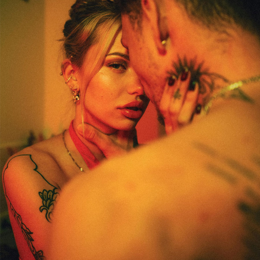 Rhino VIP Chocolate Syrup Sachet - Image 5